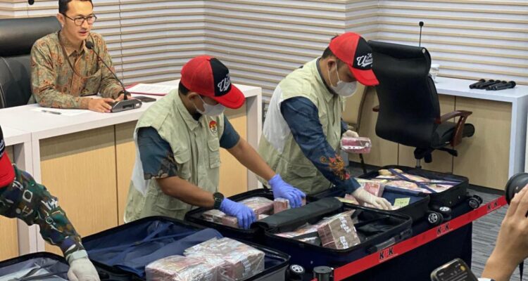 kepala_seksi_intelijen_cukai_p2_budiman-VZMU_large